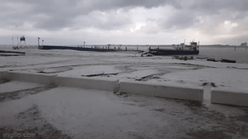 Video: Mưa đá trắng trời quét qua Tây Ban Nha 