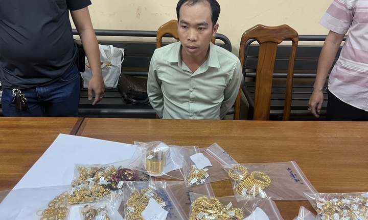 Trộm 5 tiệm vàng trị giá 20 tỷ đồng, đối tượng dùng tiền vào việc không ai ngờ tới 