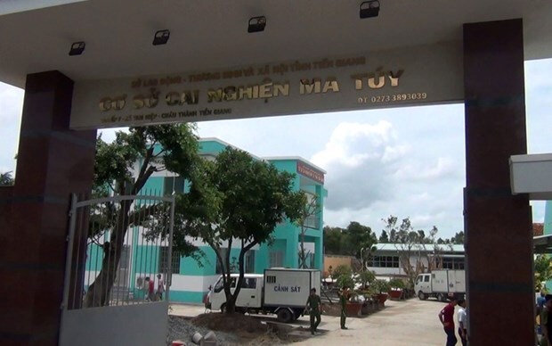 Vì sao giám đốc cơ sở cai nghiện ma túy Tiền Giang bị cảnh cáo?