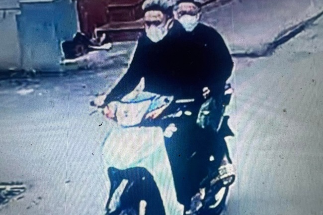 Hà Nội: Công bố hình ảnh của 2 đối tượng cướp tài sản của người dân