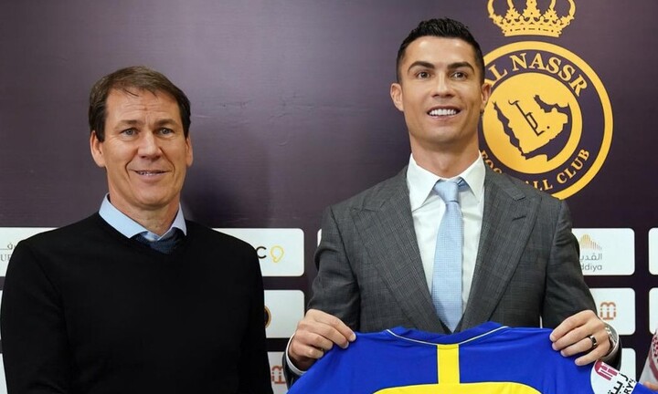 Mâu thuẫn với Ronaldo, HLV Rudi Garcia bất ngờ bị sa thải