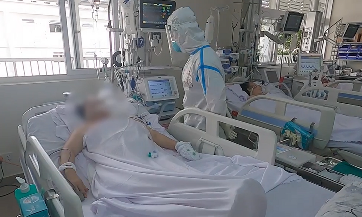 Bệnh viện Chợ Rẫy tiết lộ chi phí điều trị người mắc COVID-19