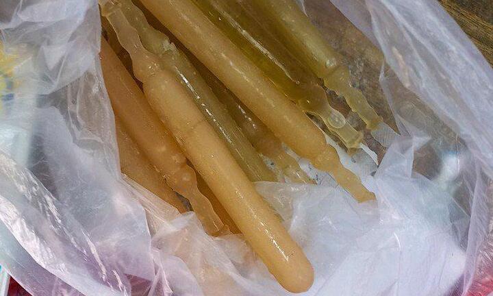 Quảng Nam: Ăn kem ống trước cổng trường, 16 học sinh tiểu học bị ngộ độc