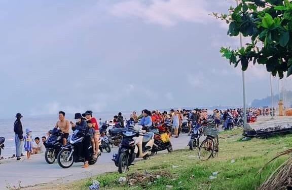 Quảng Bình: Hai thanh niên đuối nước khi đi tắm biển, tử vong thương tâm