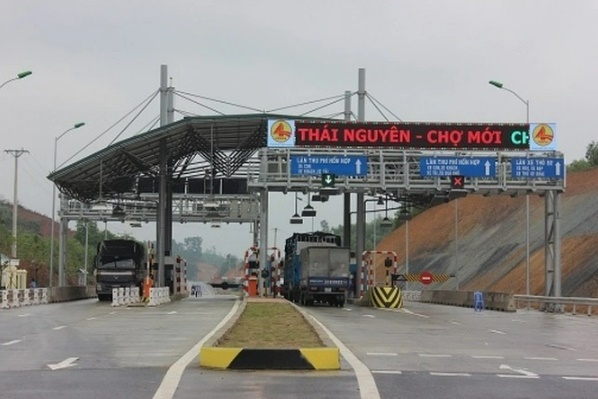 Tin thời sự mới nóng nhất 17/5: Bộ GTVT đề xuất mua lại 5 dự án BOT