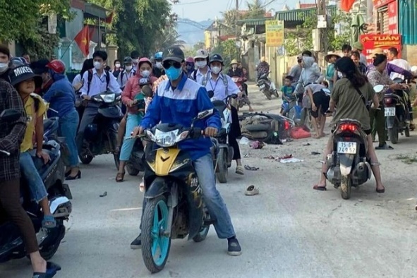 Hai xe máy đối đầu khiến 5 người thương vong ở Thanh Hóa
