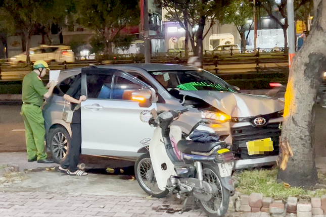 Vụ tài xế taxi công nghệ bị tấn công, cướp tài sản: Nghi phạm là cô gái 20 tuổi 