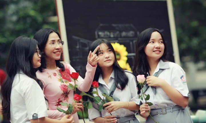 Tin thời sự mới nóng nhất ngày 13/7: Tăng 35.000 học sinh, TP.HCM cần tuyển hơn 4.700 giáo viên cho năm học mới