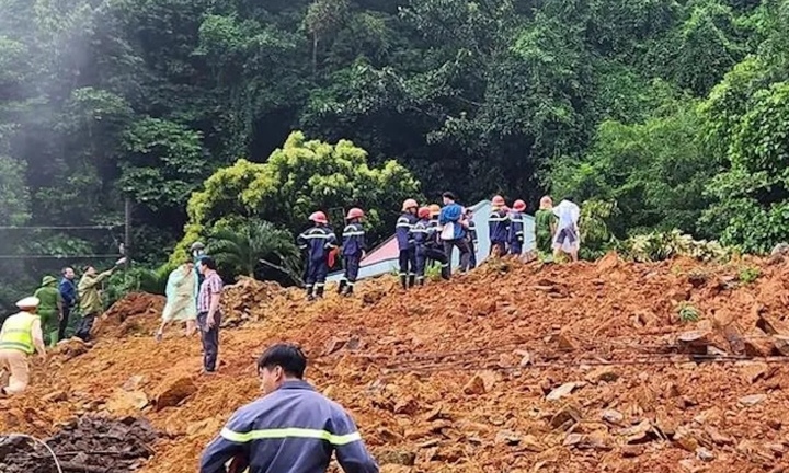 Vụ sạt lở ở đèo Bảo Lộc: Đã tìm thấy thi thể 3 cán bộ chiến sĩ CSGT