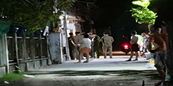 Bố lái xe ôtô vào sân nhà, vô tình tông tử vong con gái 2 tuổi 