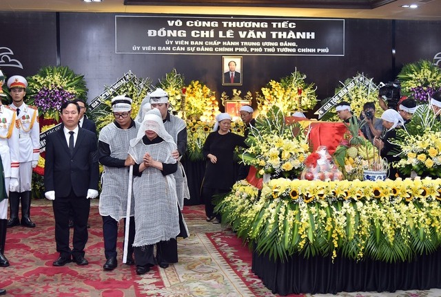 Tổ chức trọng thể Lễ truy điệu và tiễn đưa đồng chí Lê Văn Thành về nơi an nghỉ cuối cùng