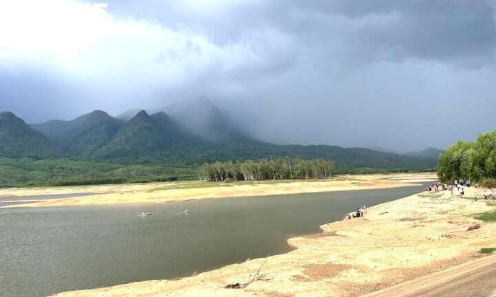 Tin thời sự nóng mới nhất ngày 8/9: Tìm kiếm thanh niên mất tích khi bị lật thuyền giữa lòng hồ 