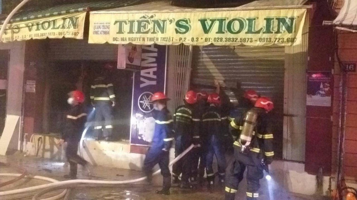 Tin tức thời sự mới nóng nhất hôm nay 1/6: Cháy nhà lúc rạng sáng, 2 nạn nhân tử vong