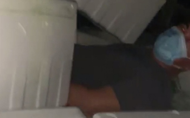 Quảng Ninh: Phát hiện 12 người trốn khai báo y tế, núp trong thùng xe để né chốt kiểm dịch