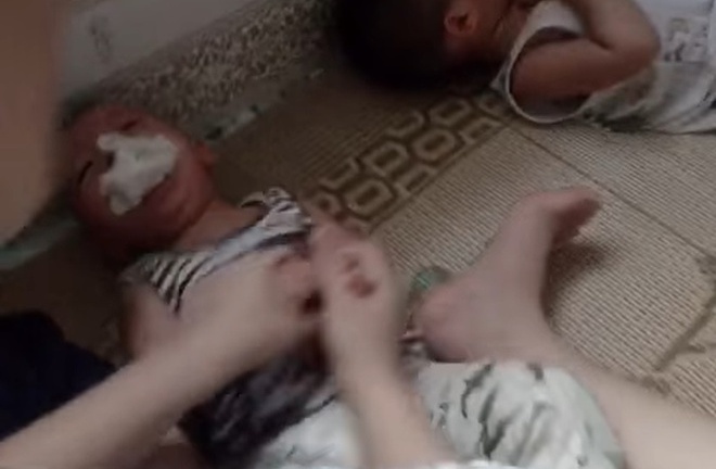 Tin tức thời sự mới nóng nhất hôm nay 1/7: Thông tin mới vụ bé trai bị bạo hành, nhét giẻ vào miệng ở Thái Bình