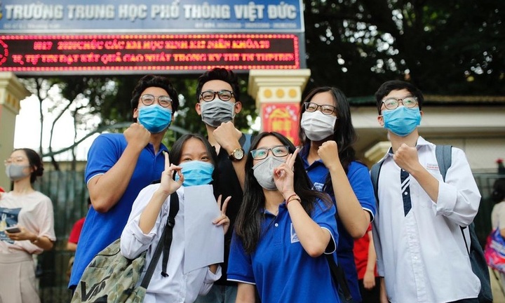 Bà Rịa- Vũng Tàu: Đề xuất dùng trực thăng chở cán bộ coi thi và đề thi ra Côn Đảo