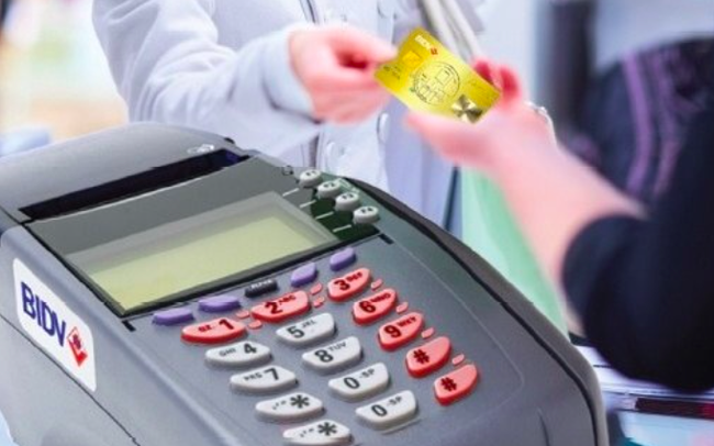 NHNN: Giảm phí chuyển khoản liên ngân hàng từ tháng 8