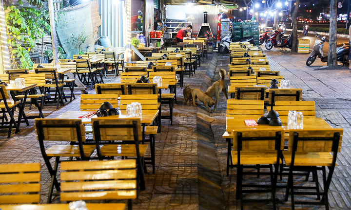 TP.HCM: Đề xuất cho phép ăn uống tại chỗ nhưng không bán rượu bia