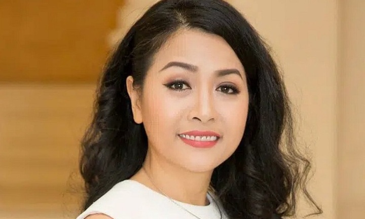 Ái nữ nhà Dr Thanh muốn tiếp tục cắt lỗ cổ phiếu Yeah1