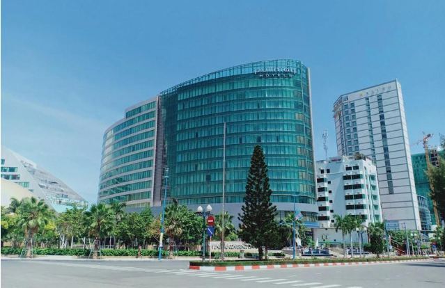 Cổ phiếu DIG tăng kịch trần, vợ Chủ tịch DIC Corp 