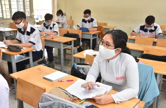 TP.HCM: Ưu tiên dạy trực tiếp các môn thi cuối cấp