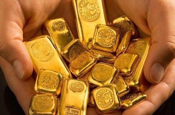 Giá vàng hôm nay ngày 12/1: Vàng SJC bất ngờ tăng mạnh