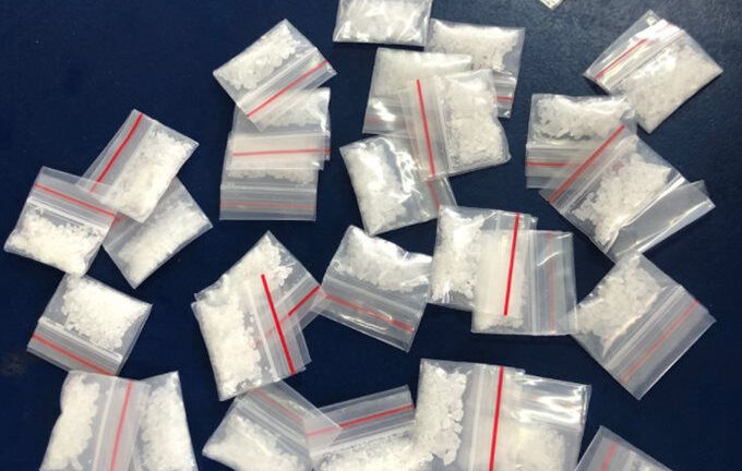 Lào Cai: Bắt giữ đối tượng vận chuyển 22 bánh heroin cho một người Trung Quốc, lấy 20 triệu tiền công