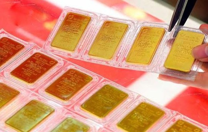 Giá vàng hôm nay ngày 10/3: Vàng trong nước tiếp tục giảm đến 2 triệu đồng/lượng