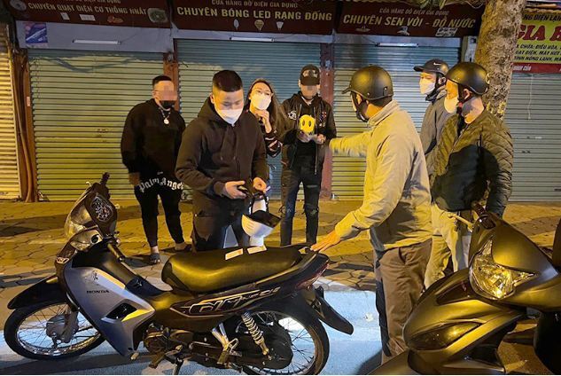 Hà Nội: Cảnh sát 141 hoá trang, tuần tra xử lý thanh niên “càn quấy” trên đường phố