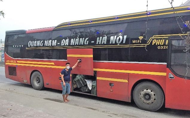 Nghệ An: Phát hiện 17 cá thể động vật không rõ nguồn gốc trong khoang hành lý xe khách