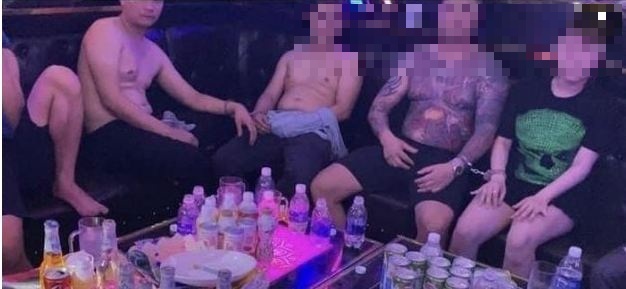 Phú Thọ: Nhóm nam nữ thanh niên tụ tập sử dụng ma túy trong quán karaoke