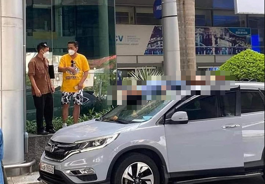 Người đàn ông nhảy từ tầng 2 sân bay Đà Nẵng ngay trước mặt vợ