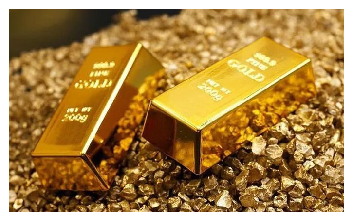 Giá vàng hôm nay ngày 18/4: Vàng SJC vượt mốc 70 triệu đồng/lượng