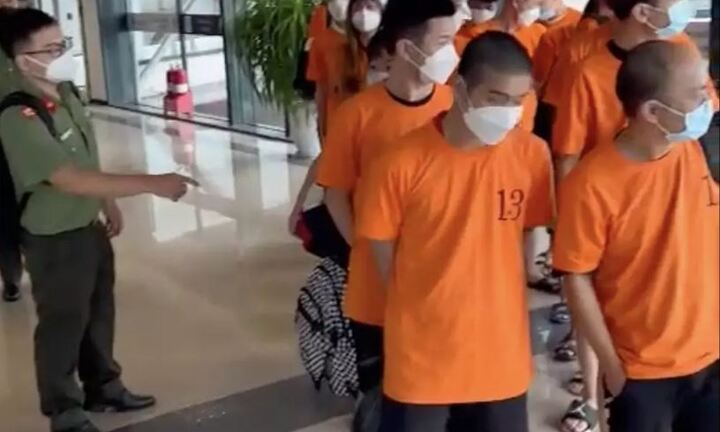 TP.HCM: Trục xuất 21 đối tượng người Trung Quốc nhập cảnh trái phép