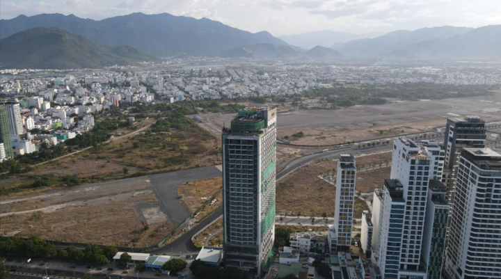 Thanh tra 21ha đất vàng sân bay Nha Trang cũ