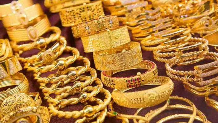 Giá vàng hôm nay ngày 15/7: Vàng trong nước giảm nhẹ, về sát mốc 68 triệu đồng/lượng