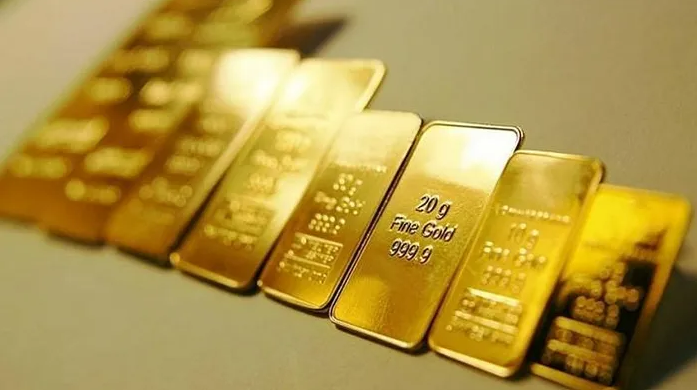 Giá vàng hôm nay ngày 10/8: Vàng SJC giảm mạnh về mốc 67 triệu đồng/lượng