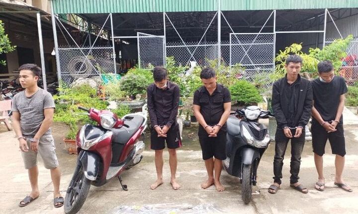 Quảng Ngãi: Chồng rủ bạn nhậu chém trọng thương người tình của vợ