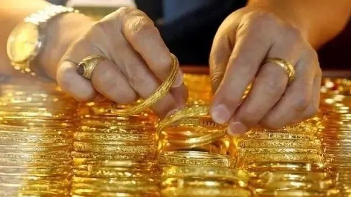Giá vàng hôm nay ngày 17/8: Vàng đứng yên sau nhiều phiên biến động