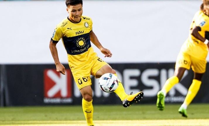 Quang Hải kiến tạo đẹp mắt giúp Pau FC thắng đậm 3-0