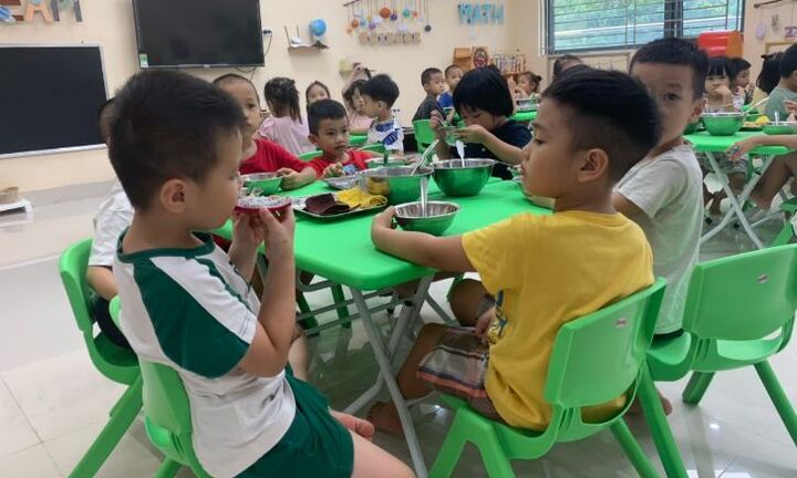 Hà Nội: Truy xuất nguồn gốc thực phẩm ở 215 bếp ăn trường tiểu học