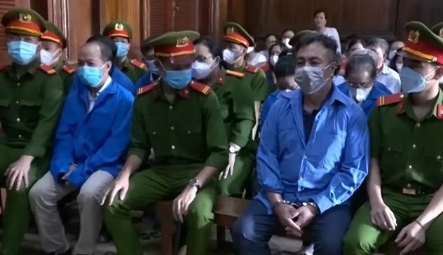 Cựu Giám đốc Bệnh viện Mắt TP.HCM lãnh án 7 năm tù