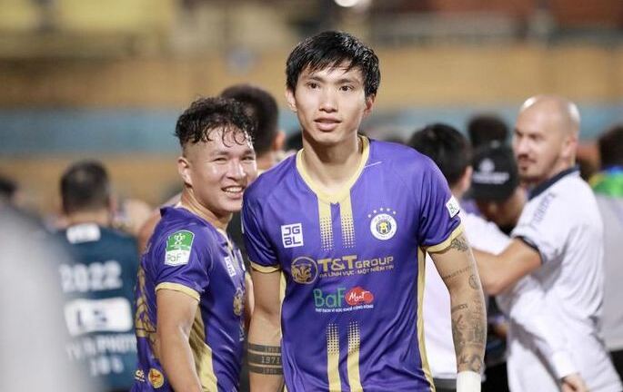 Rộ tin Đoàn Văn Hậu rời CLB Hà Nội