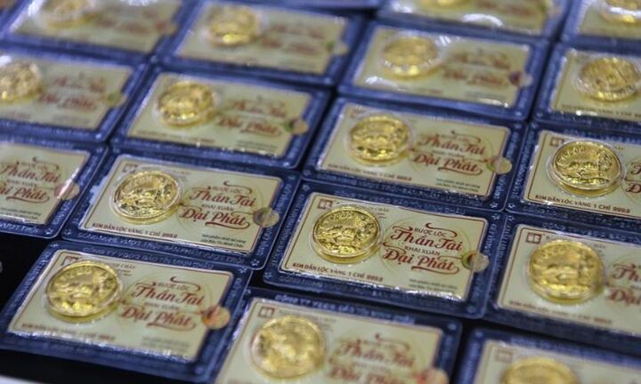 Giá vàng hôm nay ngày 16/1: SJC bất ngờ giảm 200.000 đồng/lượng phiên đầu tuần
