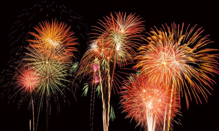 Sàn TMĐT, website không được bán pháo hoa Z121