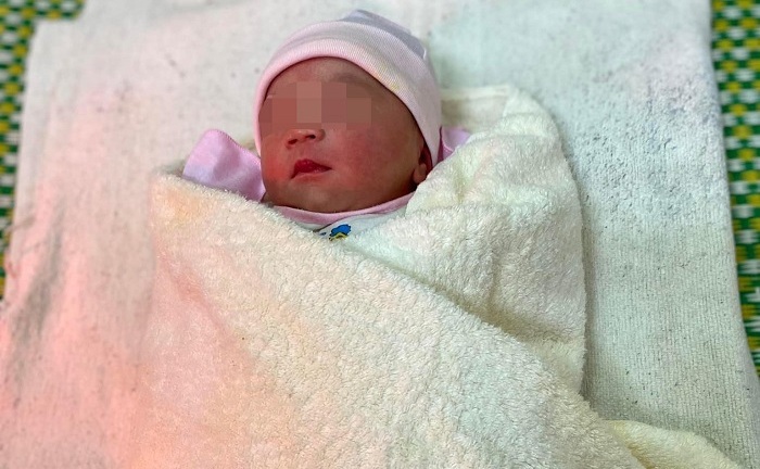 Phú Thọ: Xót xa bé gái sơ sinh bị bỏ rơi cùng lời nhắn nhờ nuôi hộ