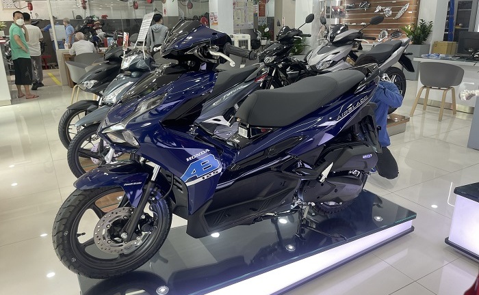 Cung vượt cầu, doanh số xe máy thị trường Việt Nam giảm mạnh