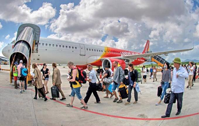 Khó có chuyện các hãng hàng không xả hàng vé máy bay