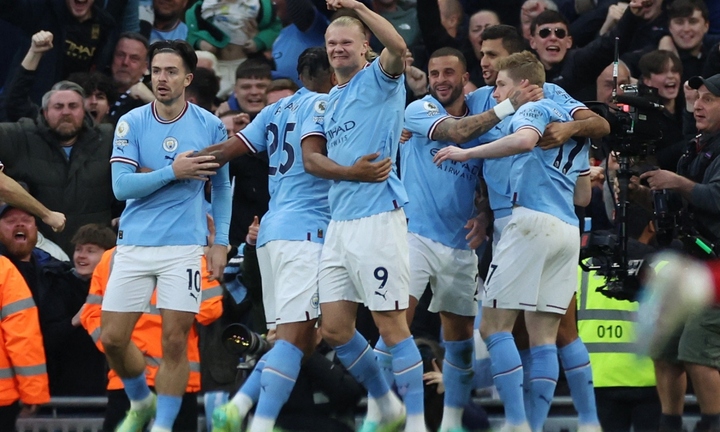 Man City thắng đậm trước Arsenal, Chelsea thua lần thứ 5 liên tiếp