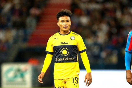 Quang Hải dừng hợp đồng với Pau FC sớm 1 năm
